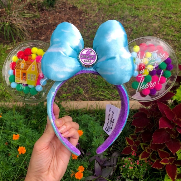 Disney Accessories - Disney Pixar UP Adventure is Out There Headband 🎈